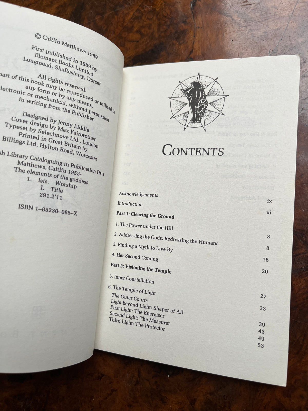 The Elements of the Goddess - Caitlín Matthews (First Edition)