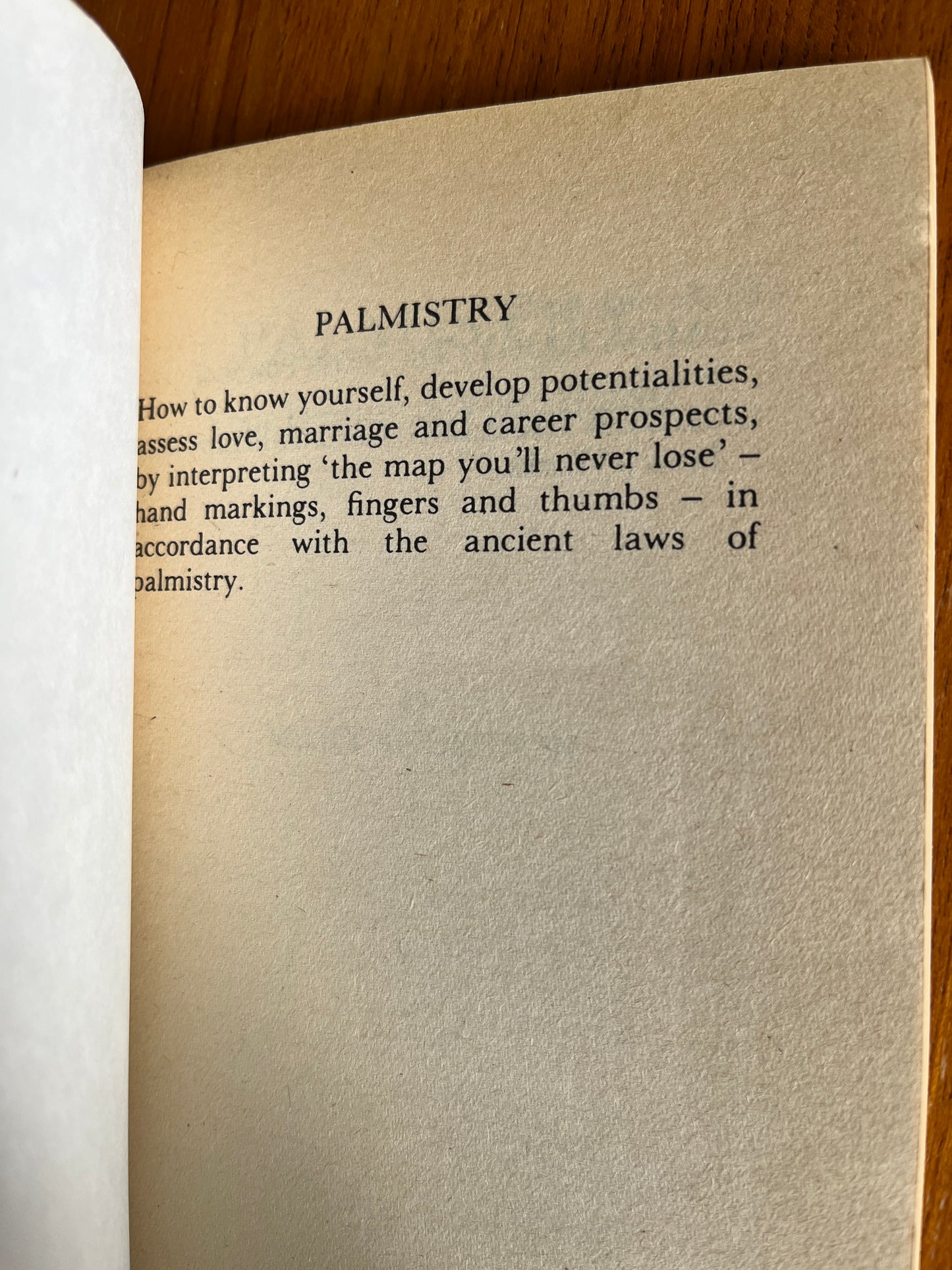 Palmistry - Mary Anderson