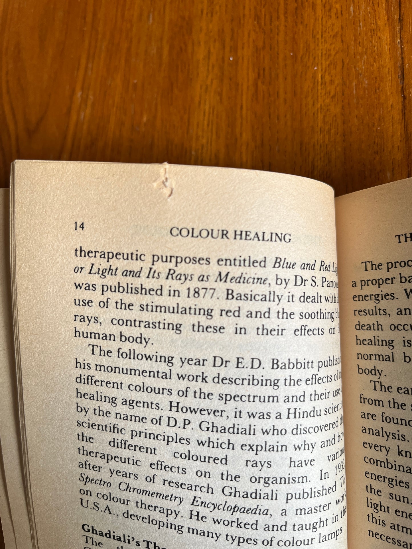 Colour Healing - Mary Anderson